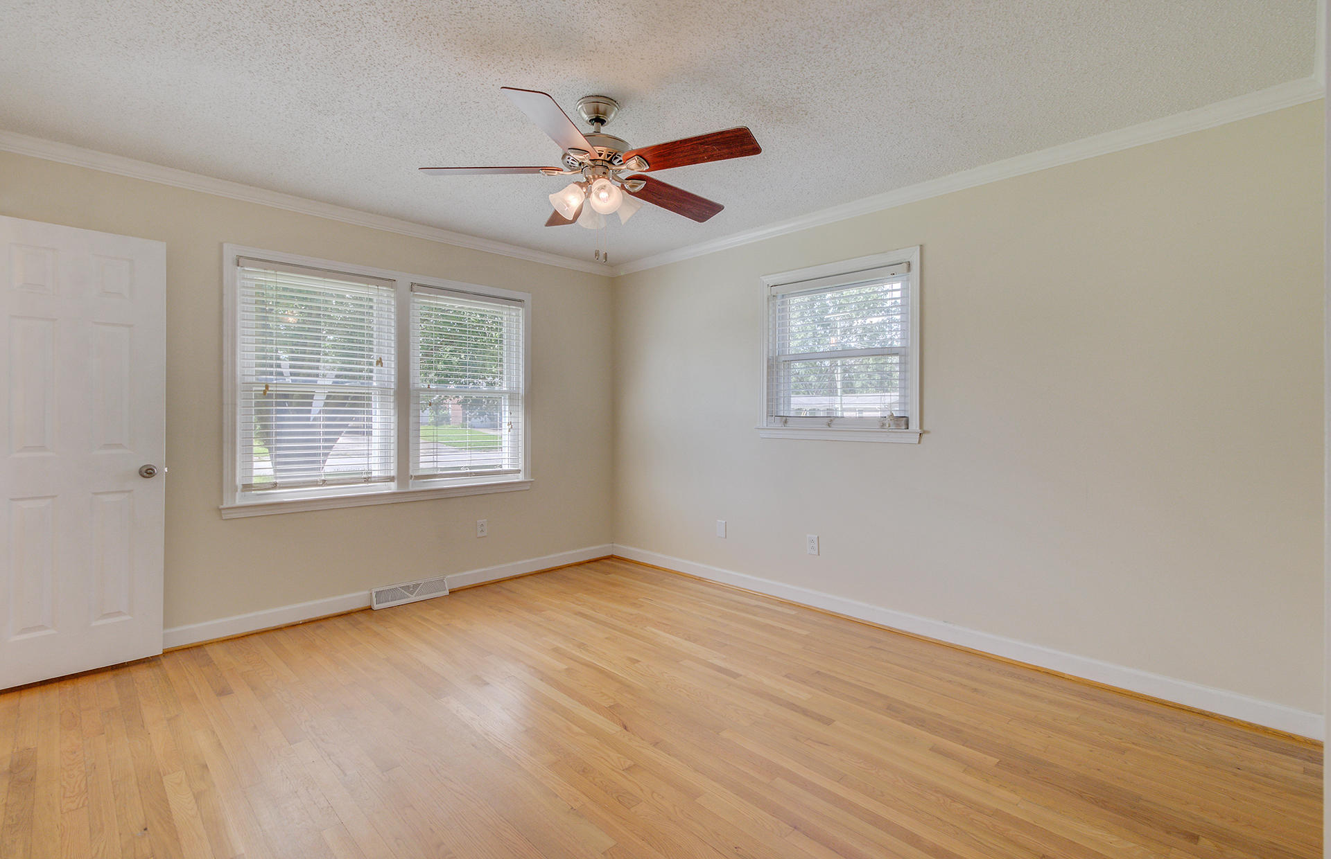 8530 Delhi Road North Charleston, SC 29406 - Photo 24 of 33 31
