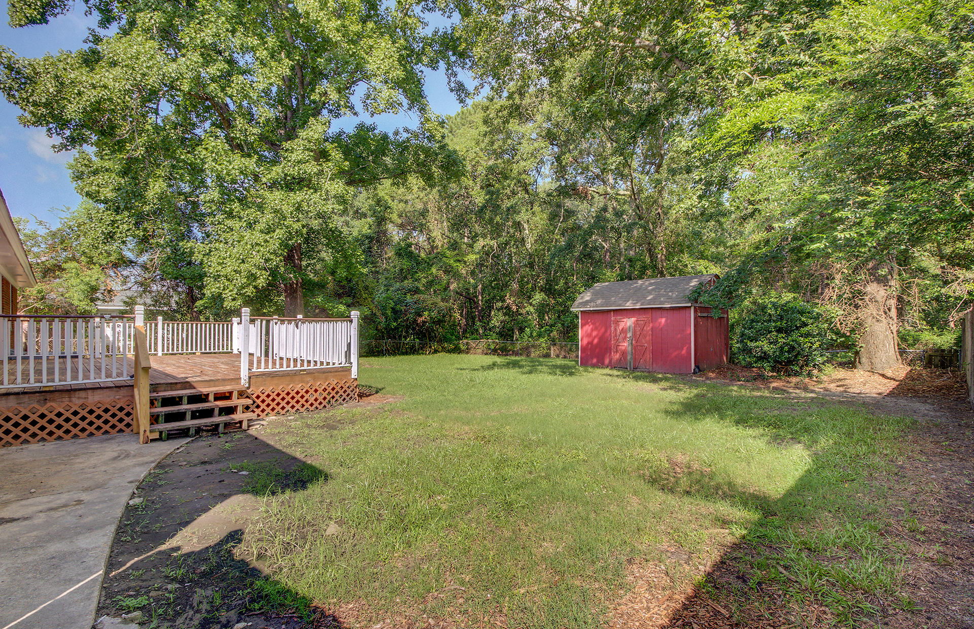 8530 Delhi Road North Charleston, SC 29406 - Photo 29 of 33 20