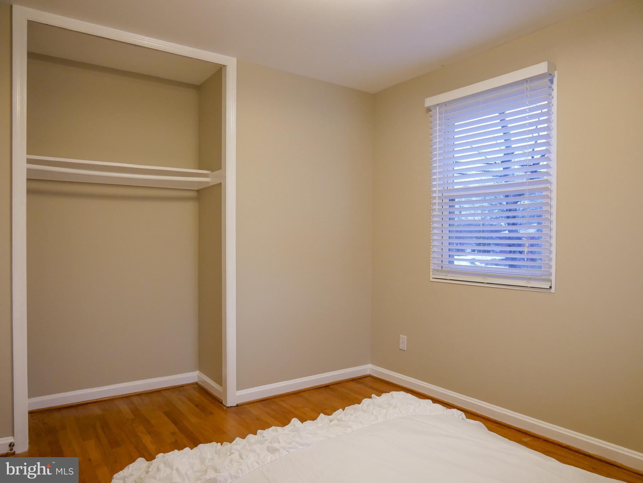 11902 Rocking Horse Road Rockville, MD 20852 - Photo 18 of 36 Gallery Image 18