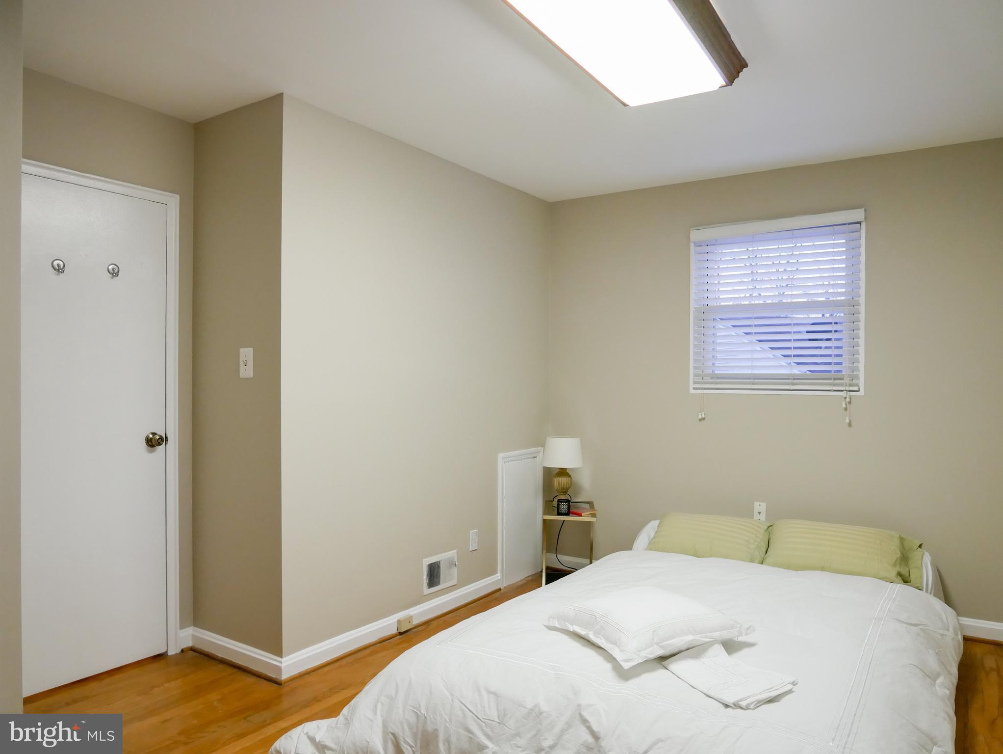11902 Rocking Horse Road Rockville, MD 20852 - Photo 20 of 36 Gallery Image 20