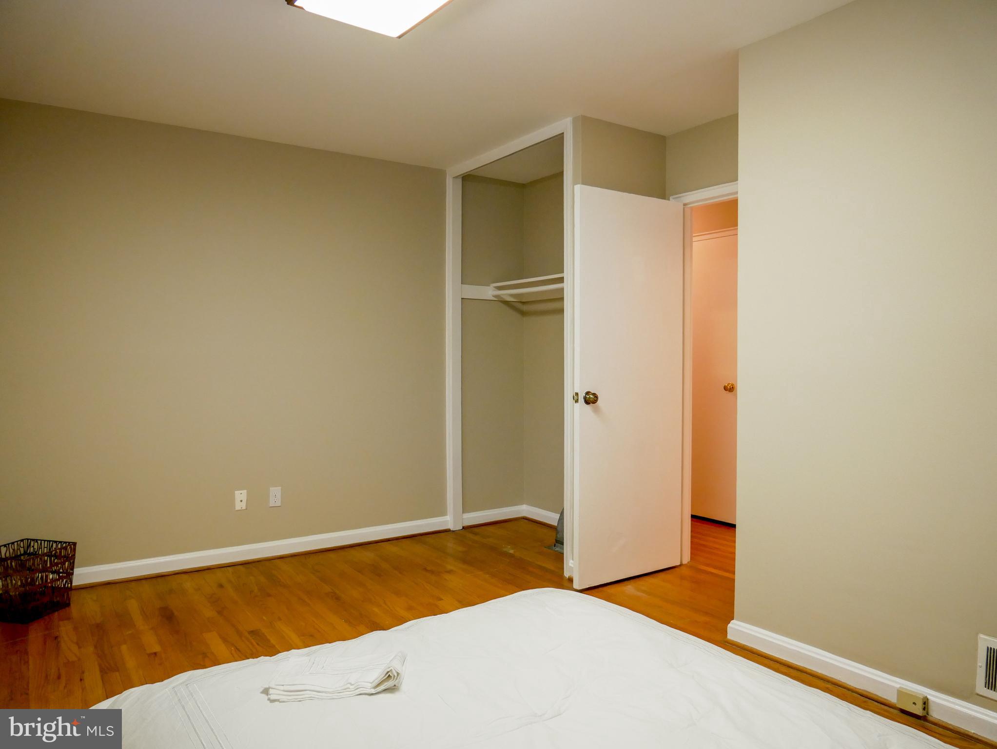 11902 Rocking Horse Road Rockville, MD 20852 - Photo 21 of 36 Gallery Image 21