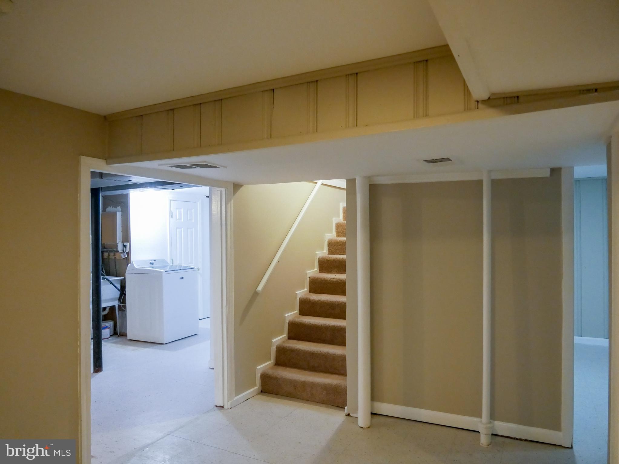11902 Rocking Horse Road Rockville, MD 20852 - Photo 22 of 36 Gallery Image 22