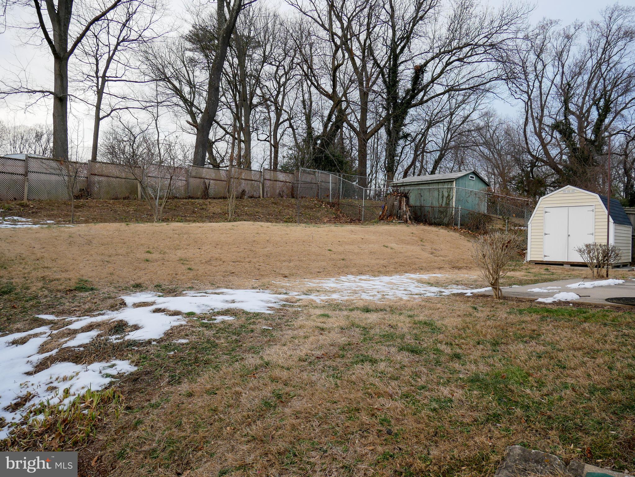 11902 Rocking Horse Road Rockville, MD 20852 - Photo 34 of 36 Gallery Image 34