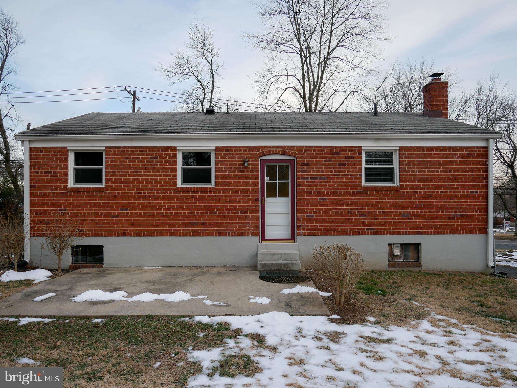 11902 Rocking Horse Road Rockville, MD 20852 - Photo 35 of 36 Gallery Image 35