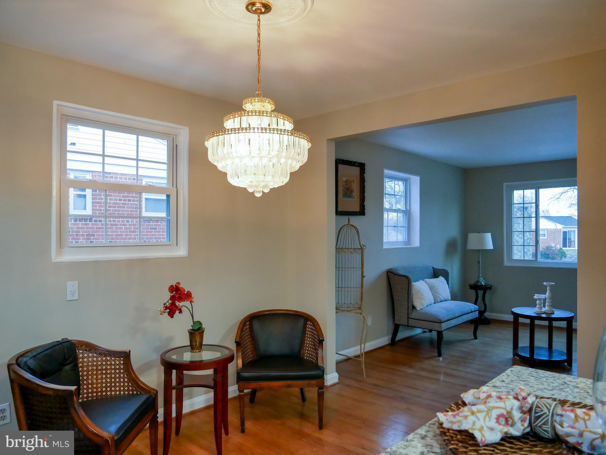 11902 Rocking Horse Road Rockville, MD 20852 - Photo 6 of 36 Gallery Image 6