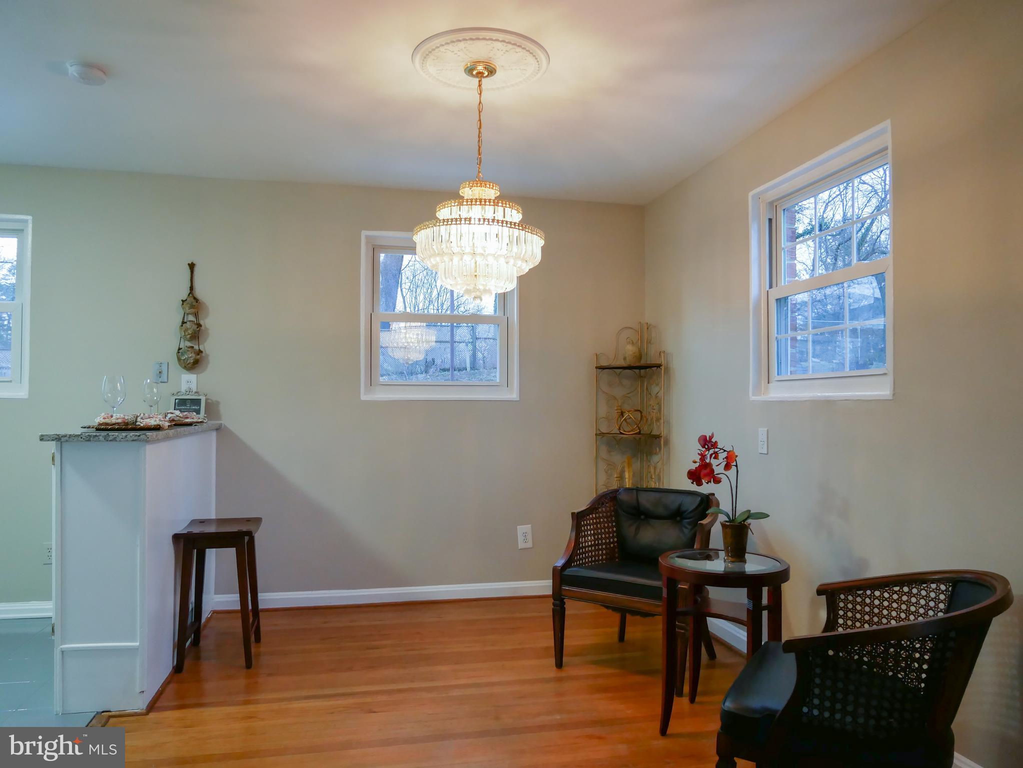 11902 Rocking Horse Road Rockville, MD 20852 - Photo 7 of 36 Gallery Image 7