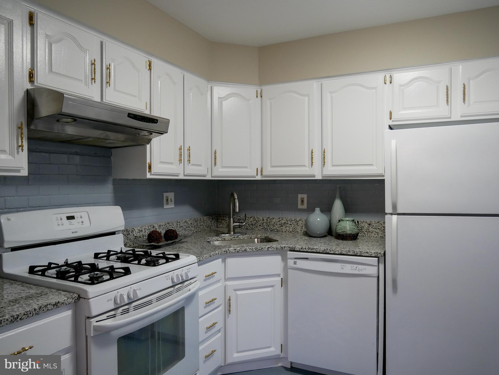 11902 Rocking Horse Road Rockville, MD 20852 - Photo 10 of 36 Gallery Image 10