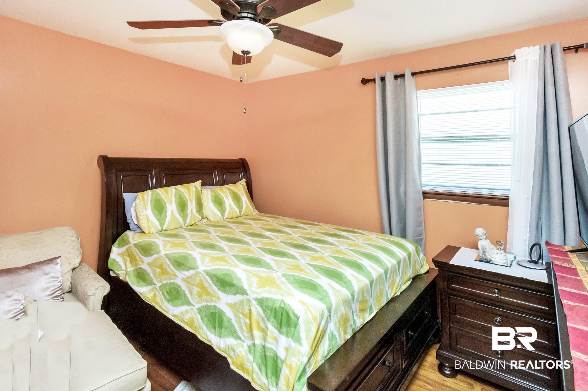 126 Item Avenue Mobile, AL 36607 - Photo 11 of 16