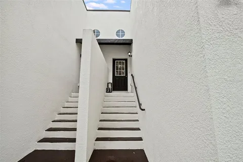 $473,000 | 3625 Bay Heights Way, Tampa, FL 33611