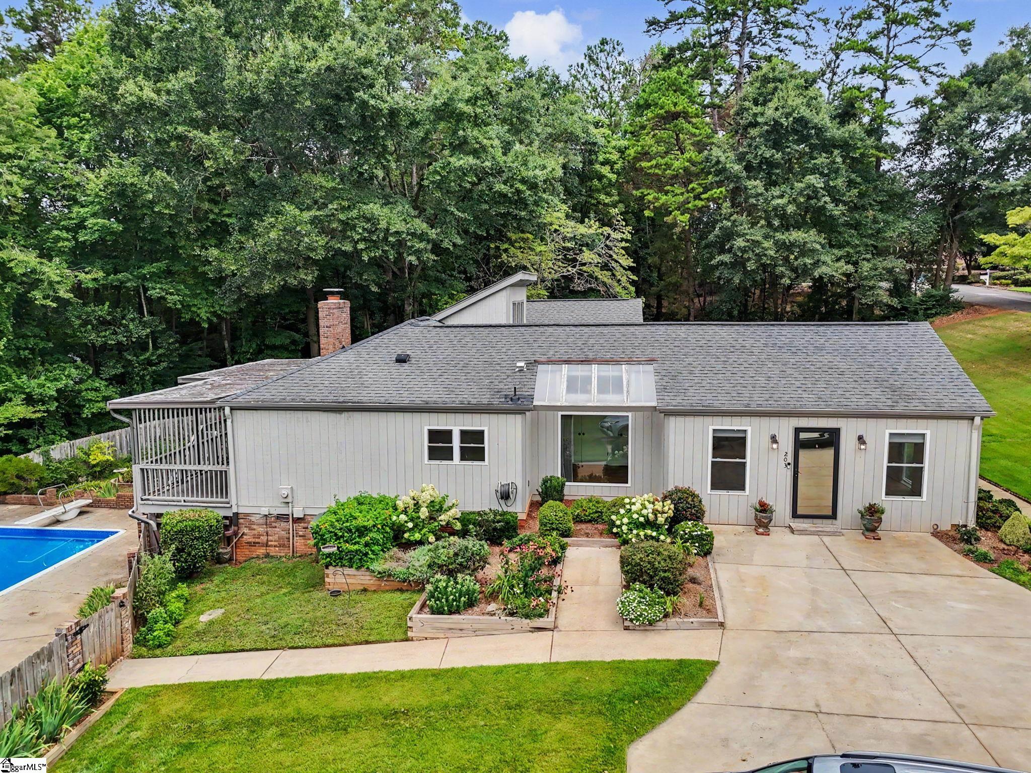 203 Mockingbird Street Seneca, SC 29672 - Photo 6 of 45 Gallery Image 6