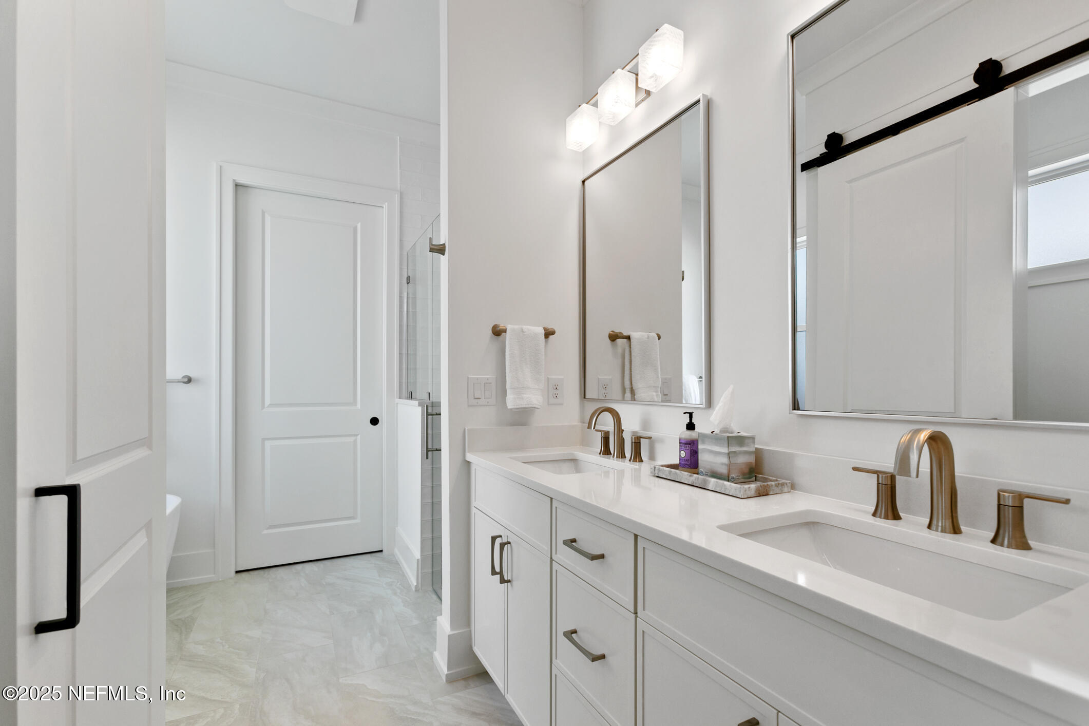 55 A Solana Road Ponte Vedra Beach, FL 32082 - Photo 24 of 42 Owners Bathroom