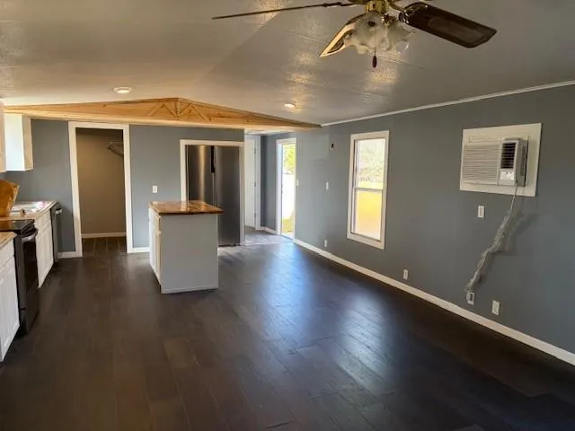 $1,250 | 110 County Road, Brookston, TX 75421