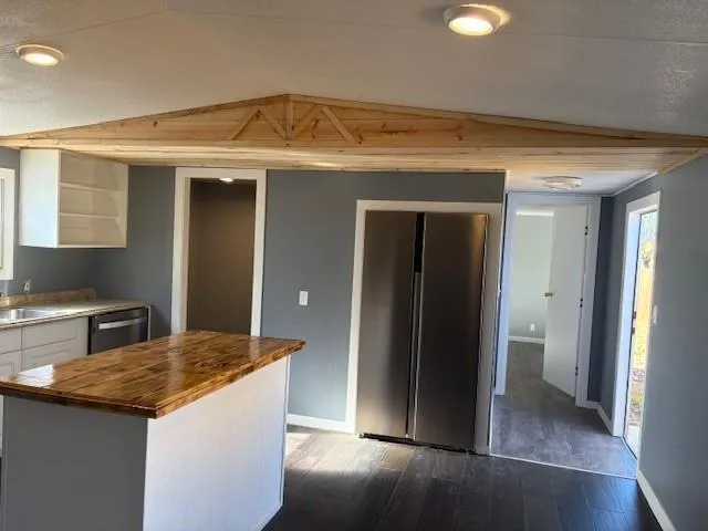 $1,250 | 110 County Road, Brookston, TX 75421