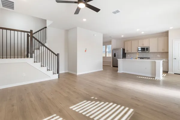 $2,100 | 116 Barret Drive, Liberty Hill, TX 78642