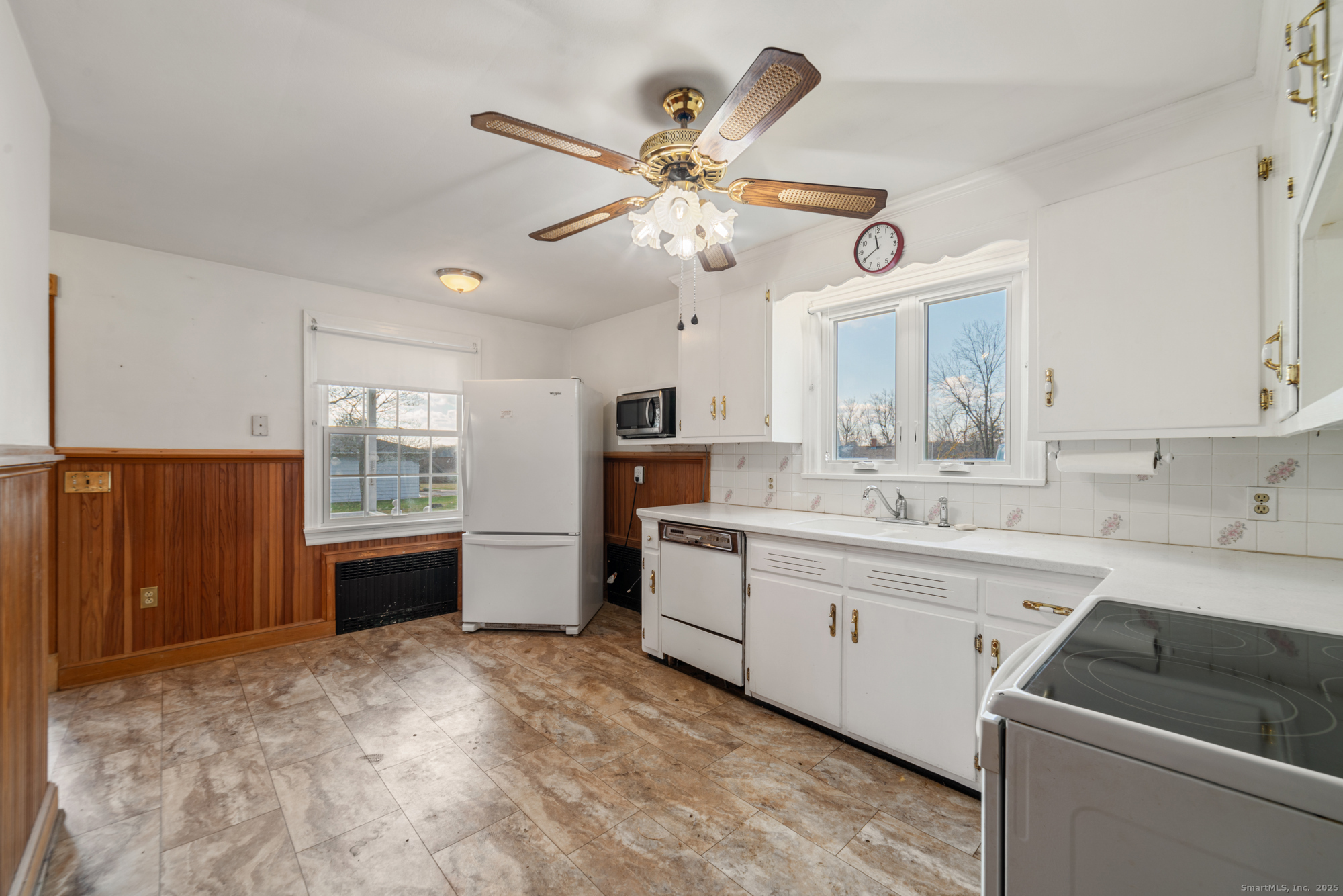 349 Amity Road Bethany, CT 06524 - Photo 13 of 21