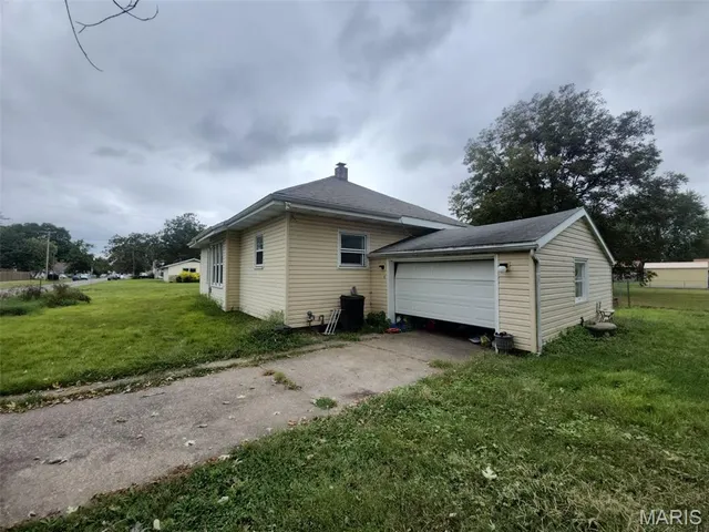 $106,000 | 302 North 3rd Street, Chaffee, MO 63740