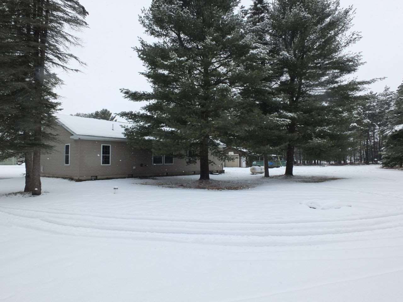 10727 Hannah Road Kingsley, MI 49649 - Photo 6 of 29 1883382-5.JPG