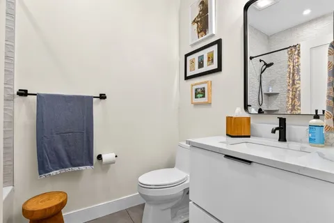 $589,000 | 1710 Dorchester Avenue, Unit 202, Boston, MA 02122