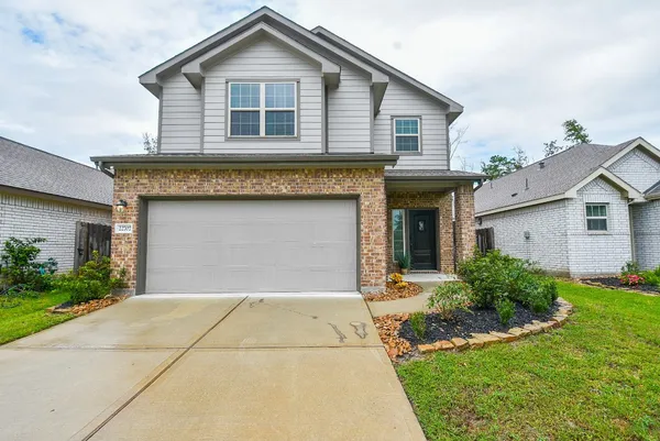 $2,100 | 22707 Bolanzo Lane, New Caney, TX 77357