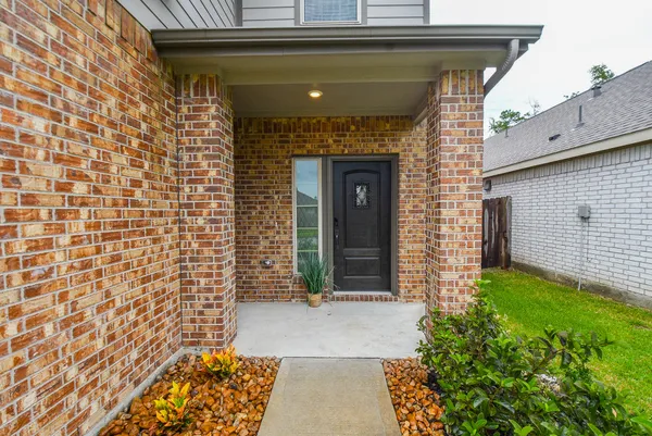 $2,100 | 22707 Bolanzo Lane, New Caney, TX 77357