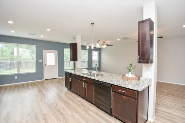 $2,100 | 22707 Bolanzo Lane, New Caney, TX 77357