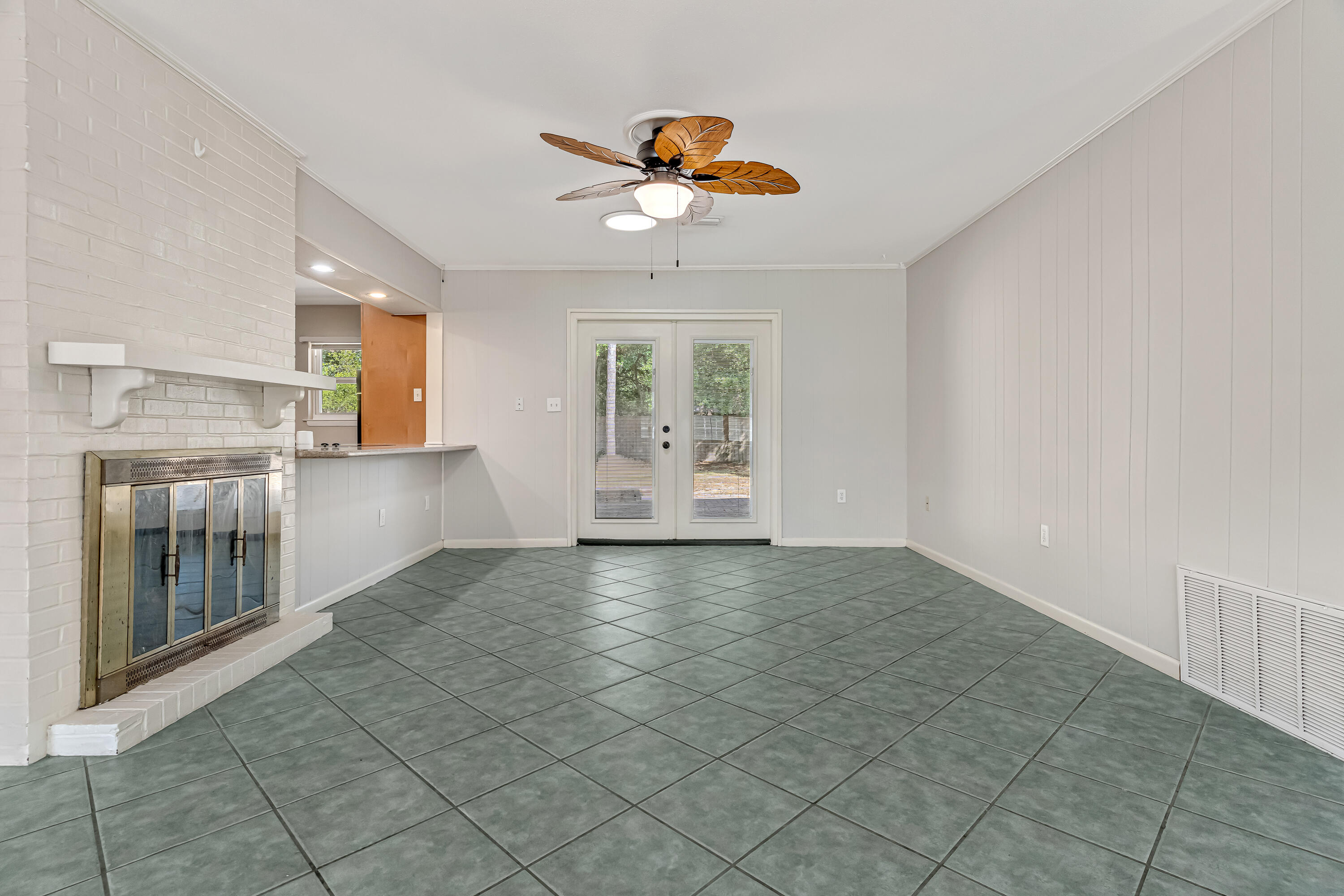 41 Poplar Avenue Shalimar, FL 32579 - Photo 14 of 53 41 popluar ave-22