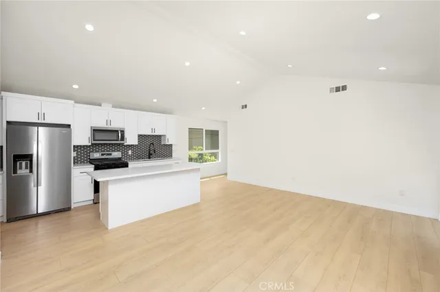 $2,349,000 | 914 North Catalina Street, Burbank, CA 91505