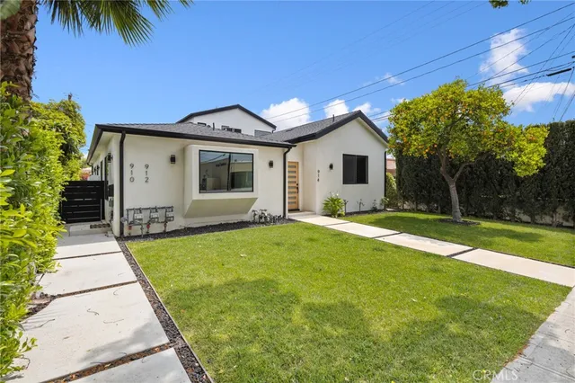 $2,349,000 | 914 North Catalina Street, Burbank, CA 91505
