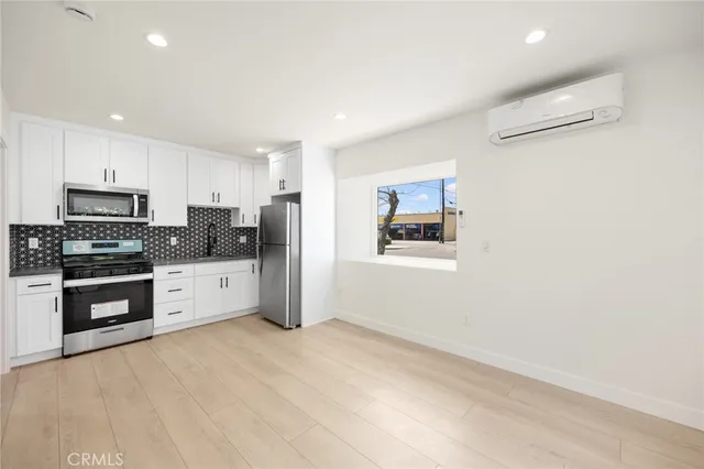 $2,349,000 | 914 North Catalina Street, Burbank, CA 91505