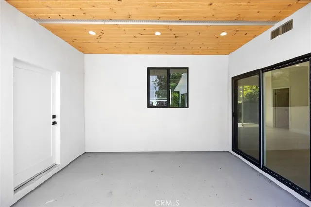$2,349,000 | 914 North Catalina Street, Burbank, CA 91505