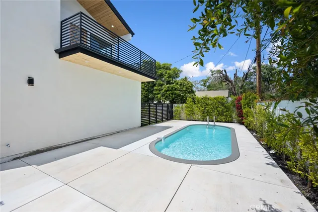 $2,349,000 | 914 North Catalina Street, Burbank, CA 91505