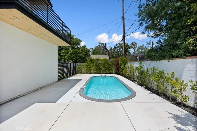 $2,349,000 | 914 North Catalina Street, Burbank, CA 91505