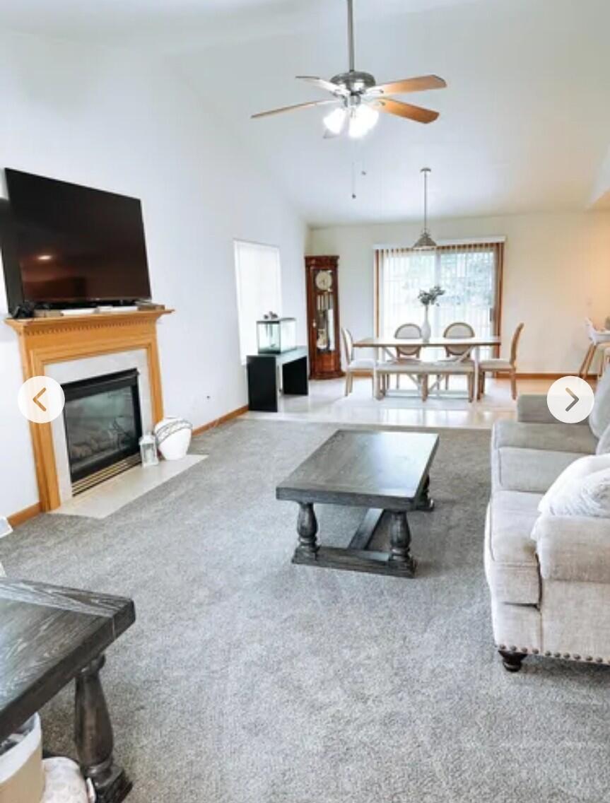 4620 Fox Grove Road Sheboygan, WI 53081 - Photo 1 of 15 Living Room