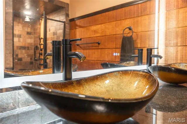 $525,000 | 807 County Road 6410, Salem, MO 65560