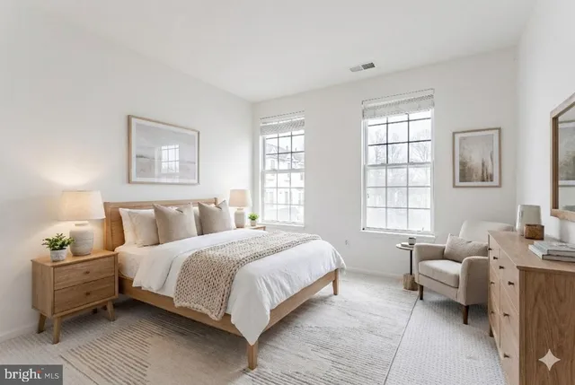 $474,888 | 11575 Cavalier Landing Court, Unit 301, Fairfax, VA 22030