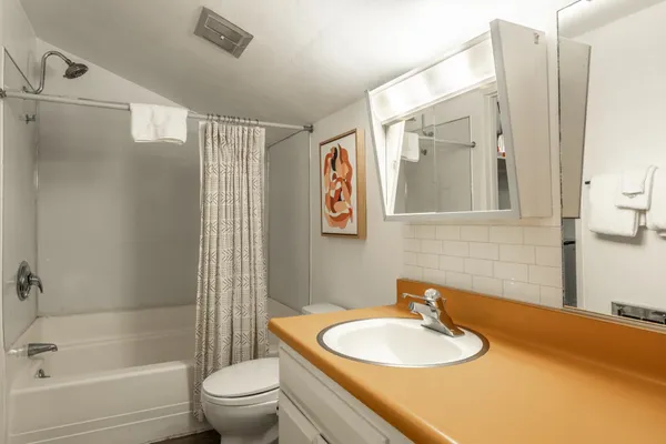 $549,000 | 137 Laurel Mountain Road, Unit 227, Mammoth Lakes, CA 93546