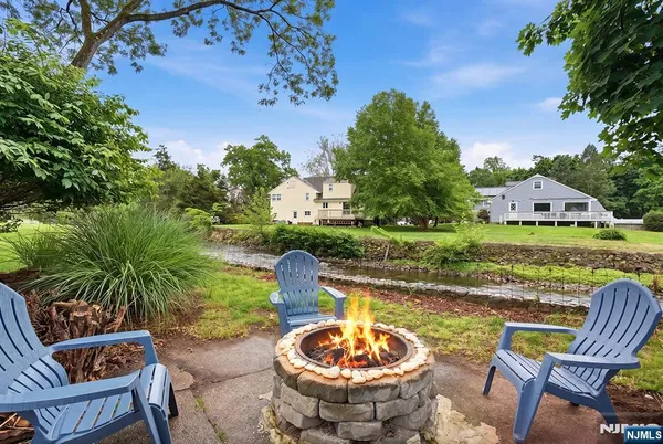 $1,050,000 | 226 Mulberry Place, Ridgewood, NJ 07450