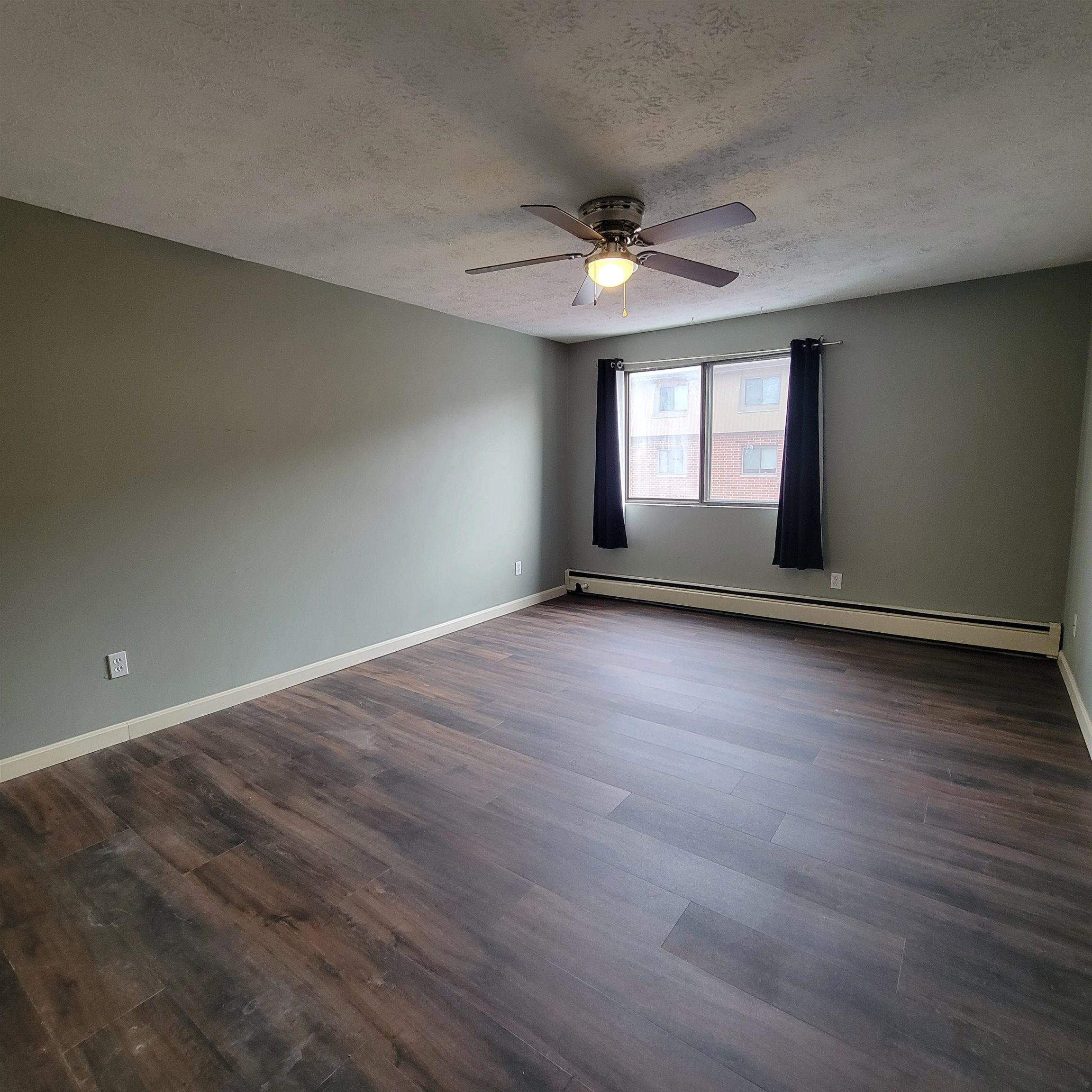 55 Log Street, Unit 2F Manchester, NH 03102 - Photo 5 of 15