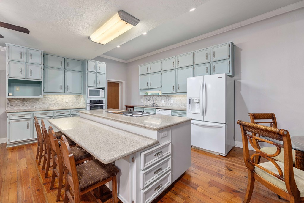 695 Boat Club Road Hamilton, GA 31811 - Photo 22 of 70 Lower Level Original Kitchen
