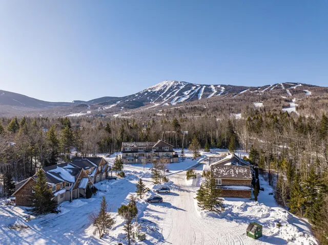 $514,000 | 5003 Fall Line Drive, Unit B, Carrabassett Valley, ME 04947