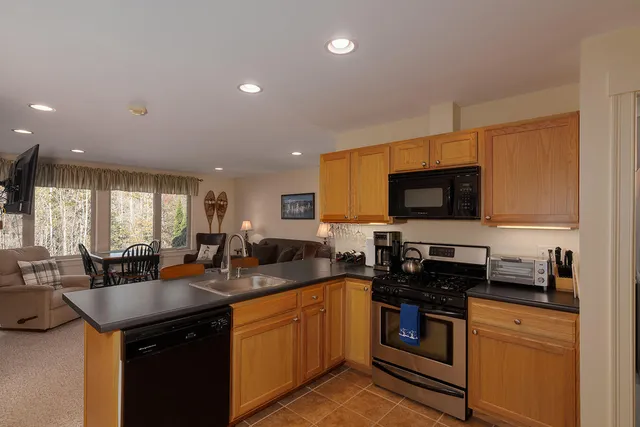 $514,000 | 5003 Fall Line Drive, Unit B, Carrabassett Valley, ME 04947