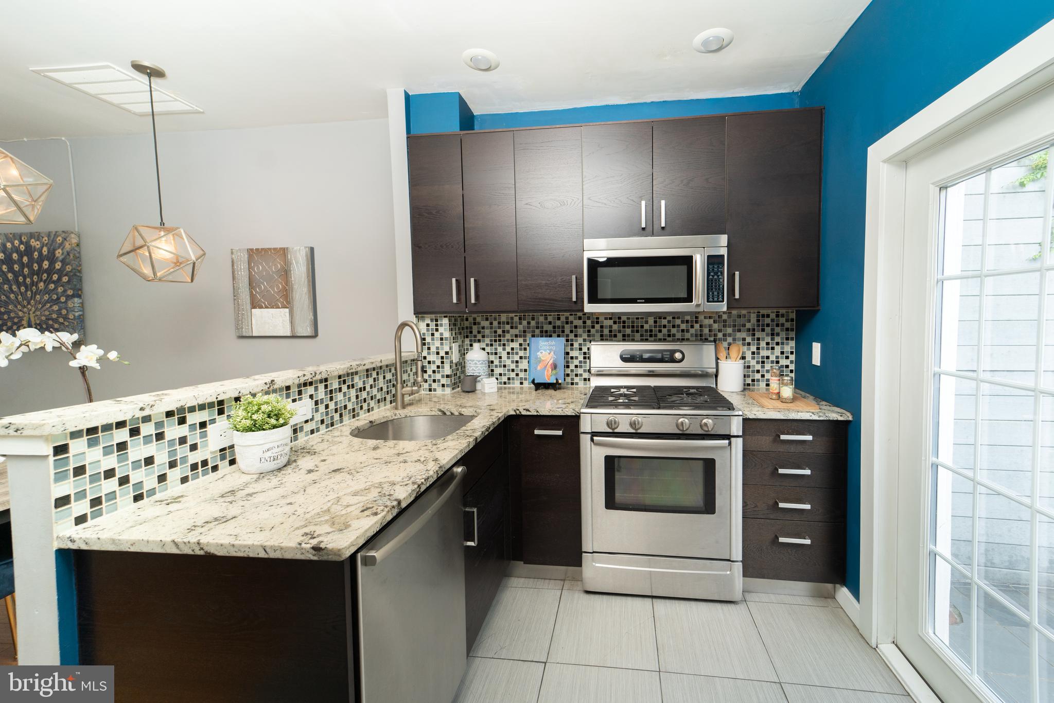 608 Kater Street Philadelphia, PA 19147 - Photo 11 of 26