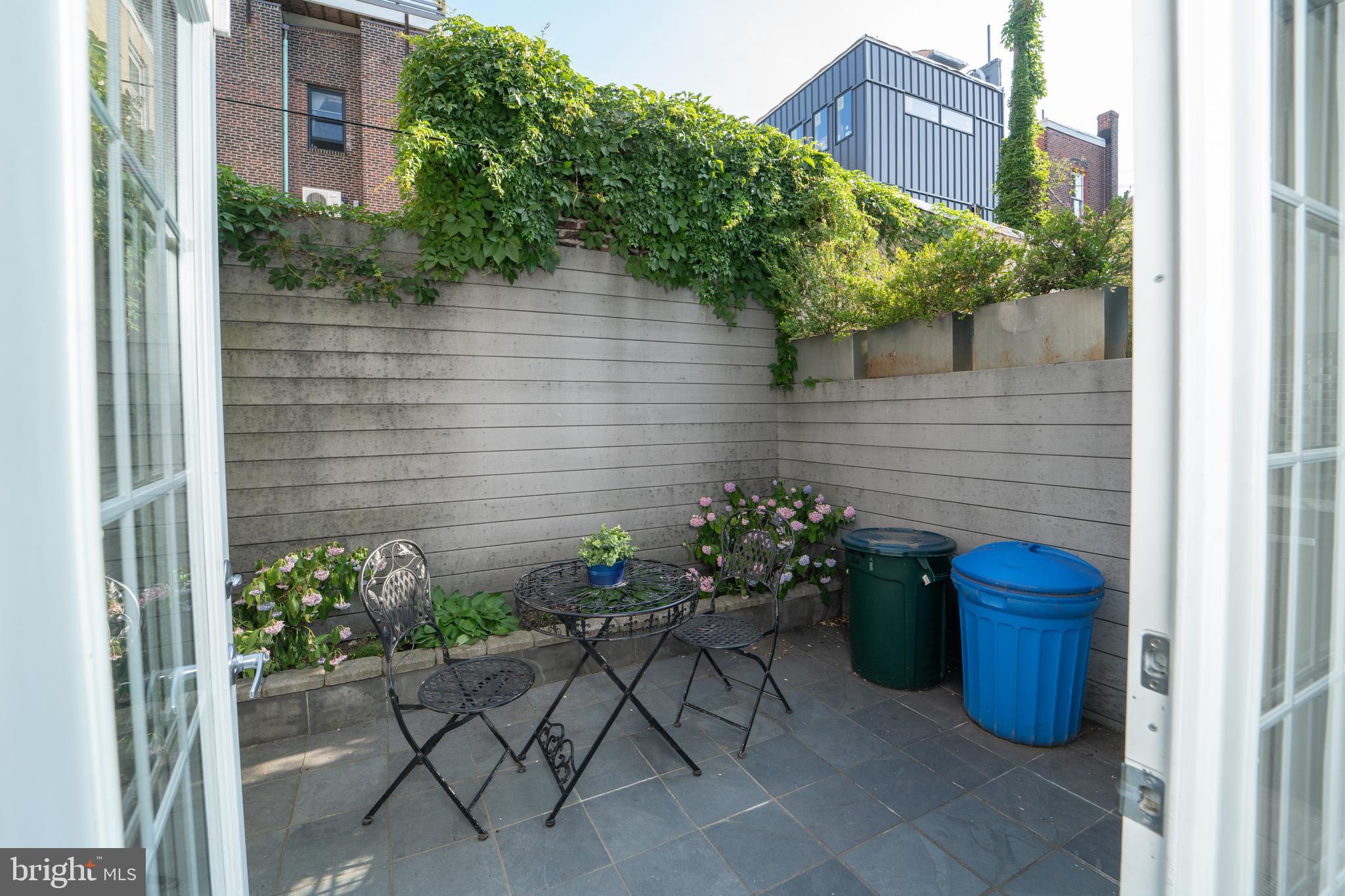 608 Kater Street Philadelphia, PA 19147 - Photo 12 of 26