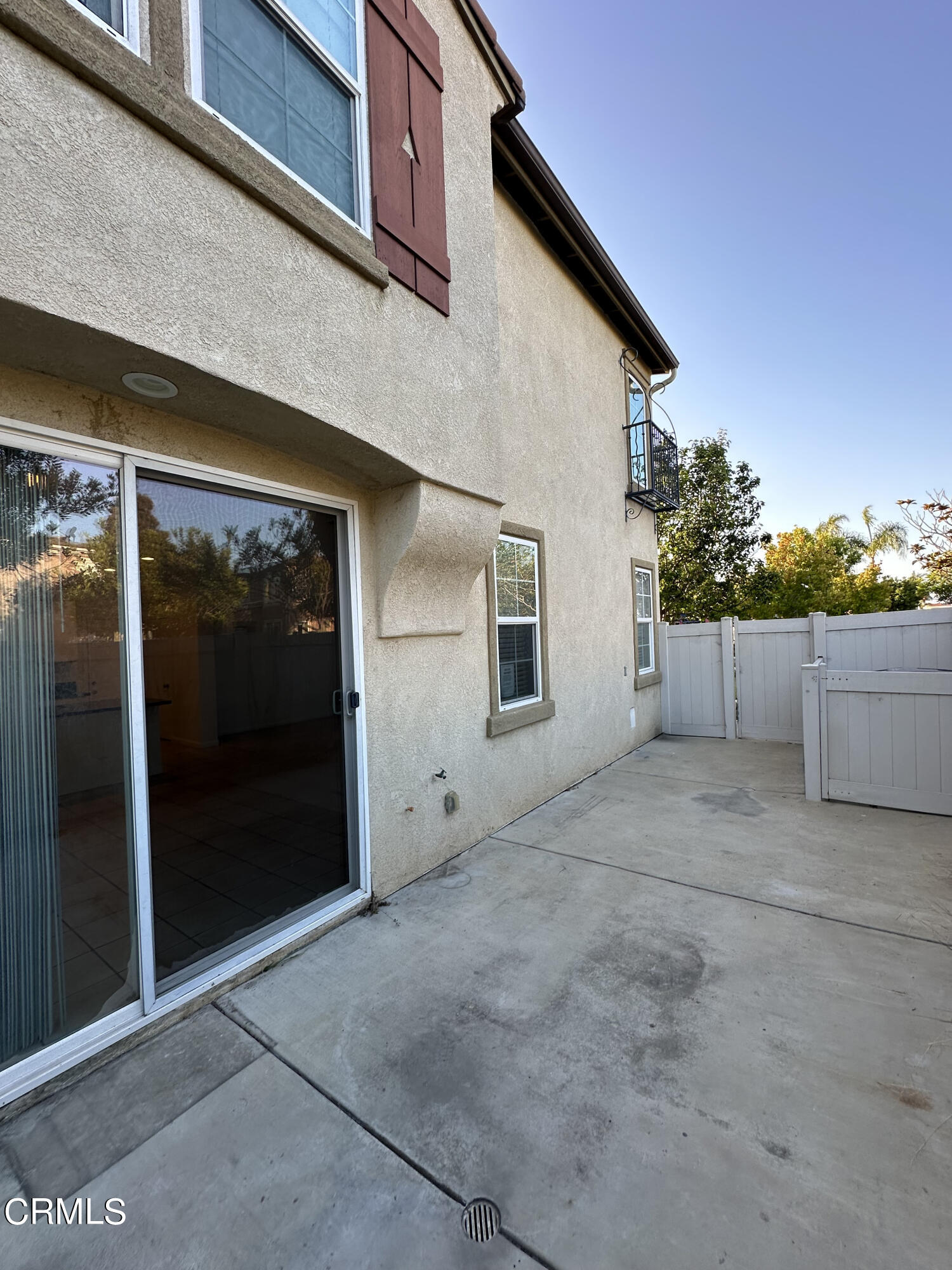 565 Southampton Place Oxnard, CA 93035 - Photo 25 of 28 IMG_3410