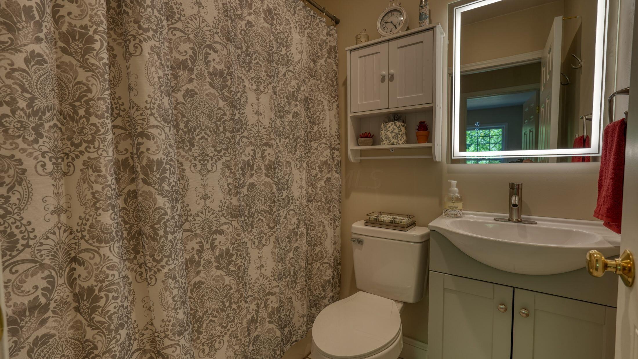 13182 Peacock Road Cambridge, OH 43725 - Photo 29 of 43 Cy1jUH46