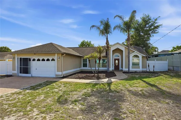 $350,000 | 5277 Deltona Boulevard, Spring Hill, FL 34606
