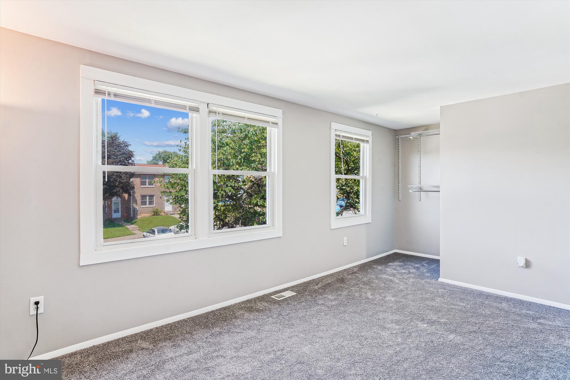 1708 Heather Lane Frederick, MD 21702 - Photo 21 of 47 an empty room with a window