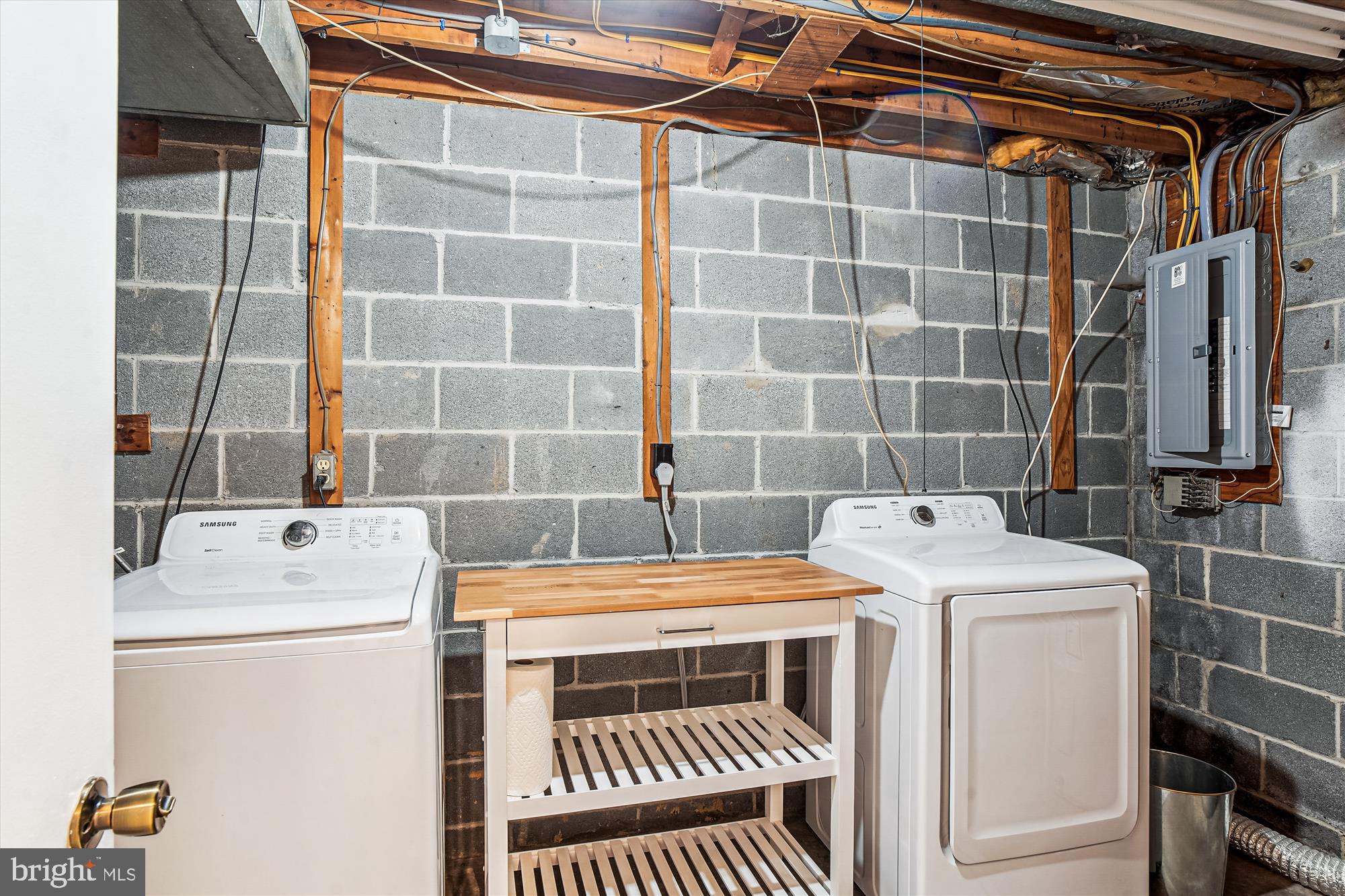 1708 Heather Lane Frederick, MD 21702 - Photo 39 of 47 a utility room with dryer and washer