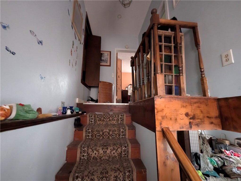 85 Hospital Road East Providence, RI 02915 - Photo 13 of 15