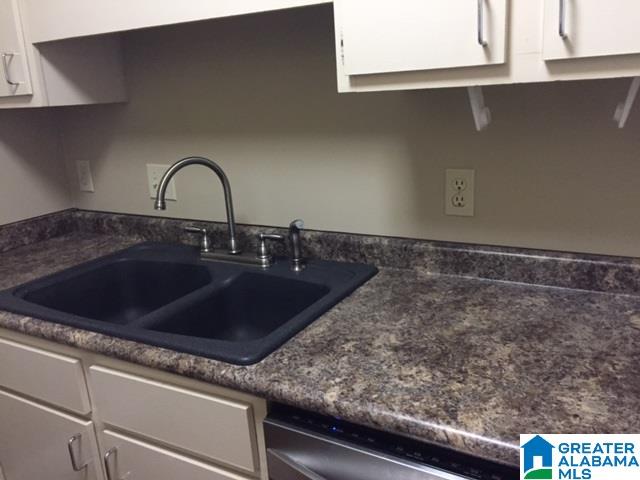 3350 Altamont Road South, Unit D14 Birmingham, AL 35205 - Photo 14 of 24